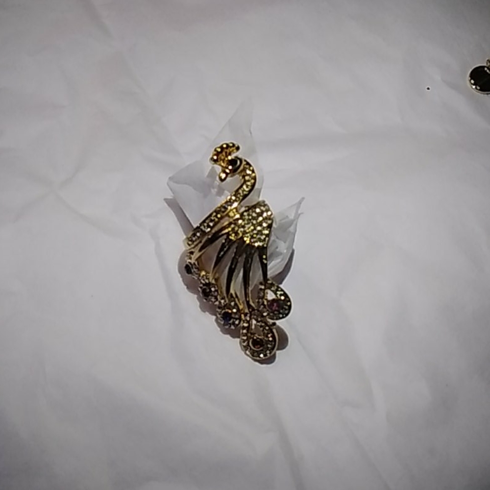 Peacock ring